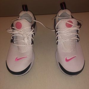 Nike presto YOUTH SIZE 5